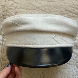 Ruslan baginskiy hat